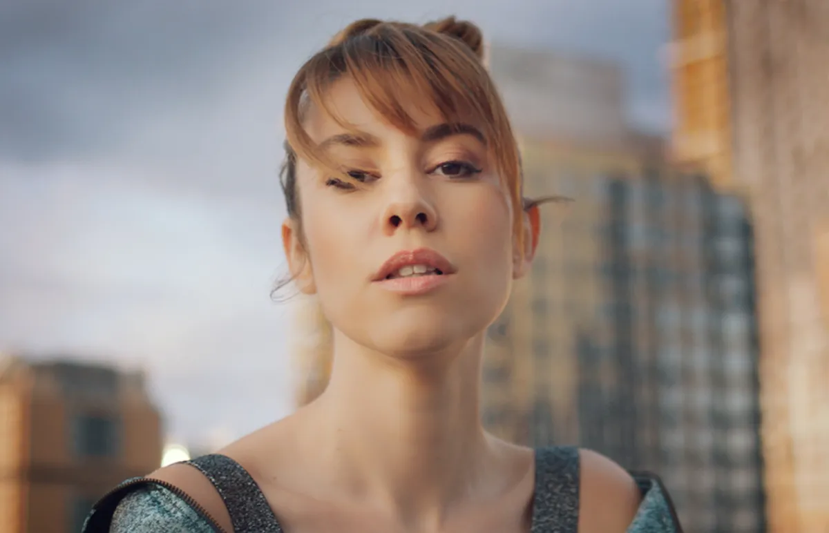 Merve Deniz 'Yüzyıllık Yalnızlık'